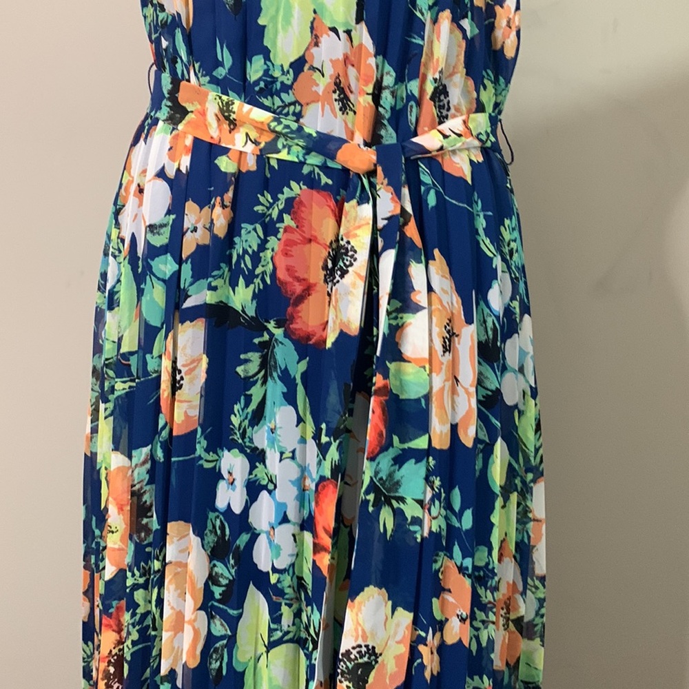 B Darlin floral dress - Size: 5/6 NWOT - Picture 3 of 13